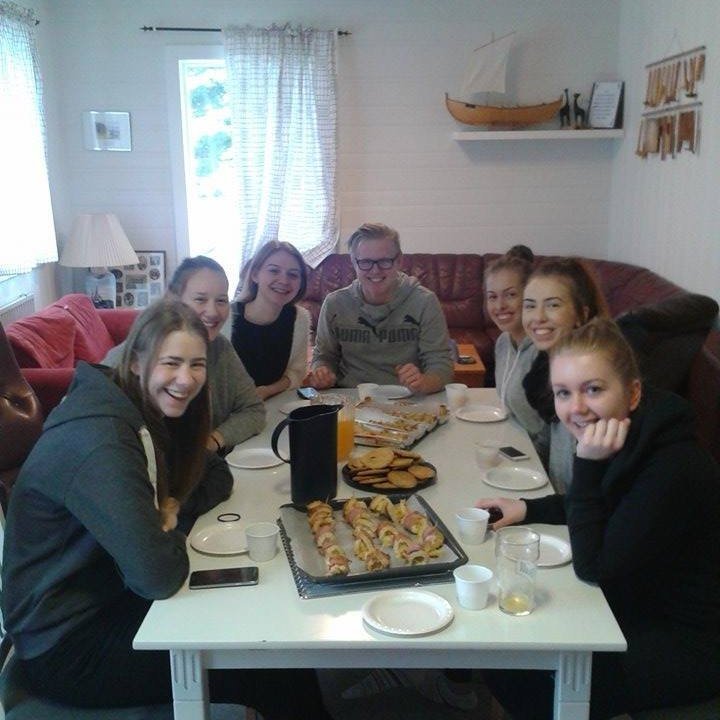 11063020_10203647921419582_440631242_n