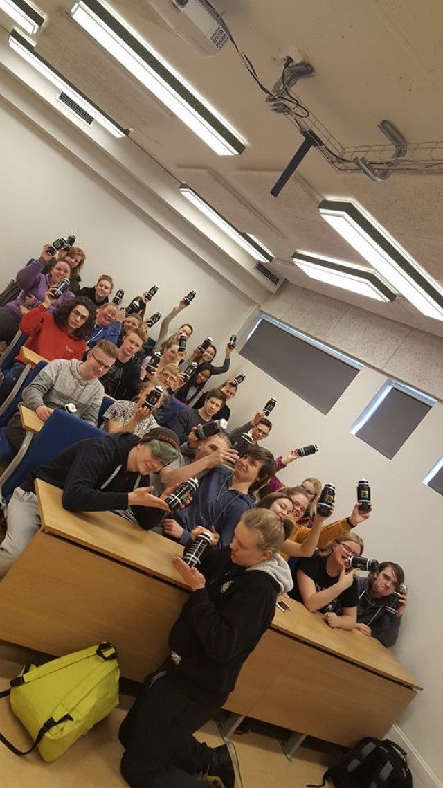 Drekkum vatn og drögum úr úrgangi