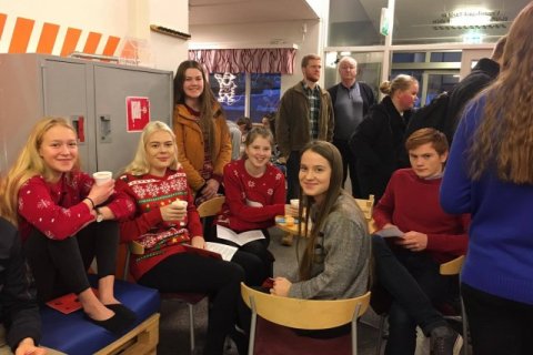 VA nemendur í jólaskapi