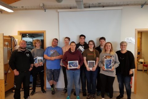 Nemendur í rafiðn fá spjaldtölvur