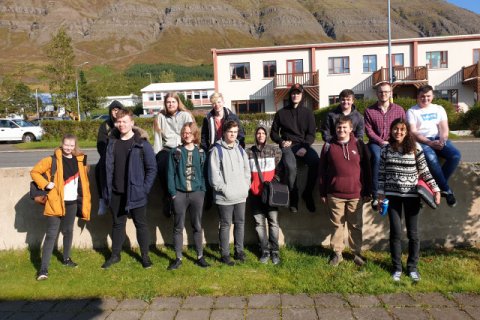 Nýsköpunarnemendur í úrbótagöngu