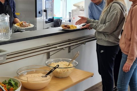 Matsalurinn tekinn í gagnið